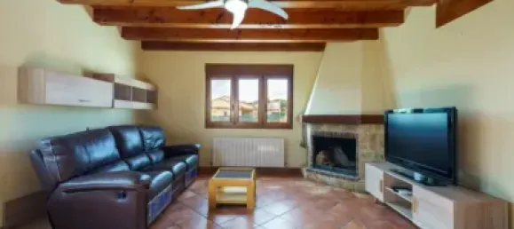 4 غرف نوم منزل في Aldeamayor de San Martin, Spain رقم 69321 8