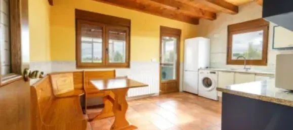 4 غرف نوم منزل في Aldeamayor de San Martin, Spain رقم 69321 15