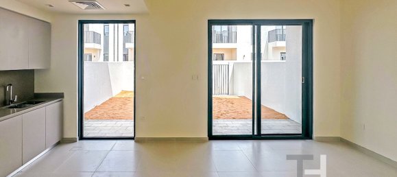 Таунхаус с 3 спальнями в Dubai South (Dubai World Central), ОАЭ № 31400 2