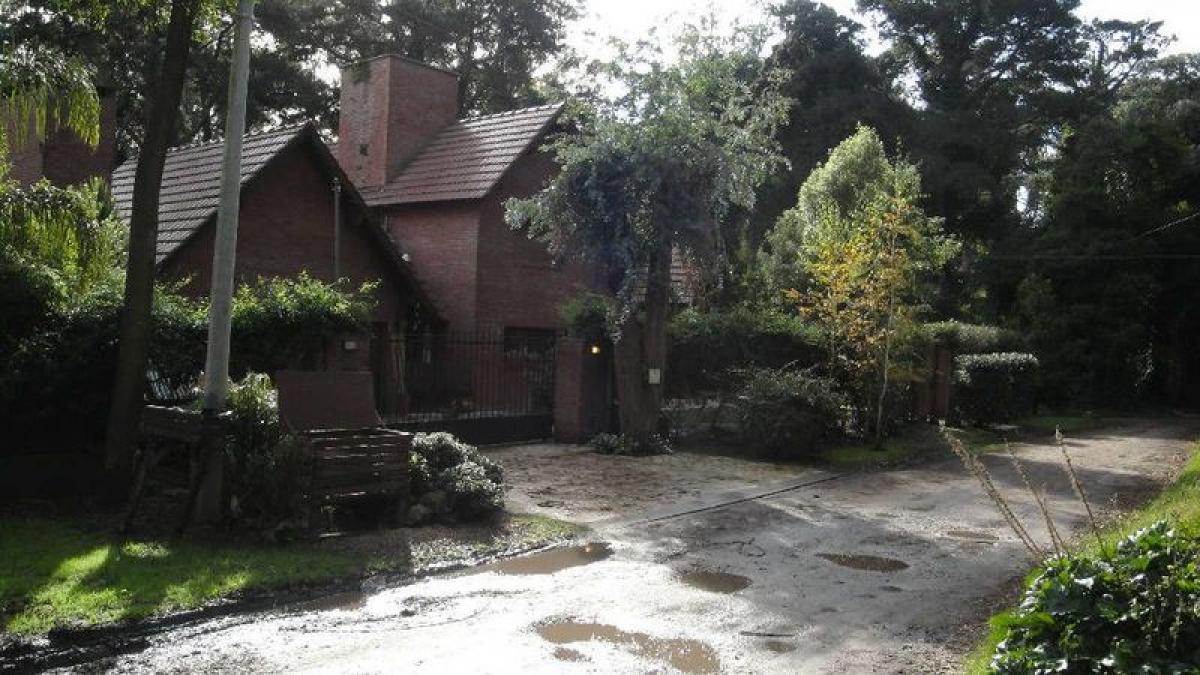 4 chambres Maison à Mar del Plata, Argentina No. 102994