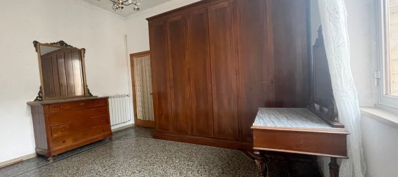 Apartamento de 5 divisões em Genoa, Italy N.º 35860 24
