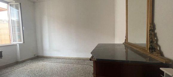 Apartamento de 5 divisões em Genoa, Italy N.º 35860 22