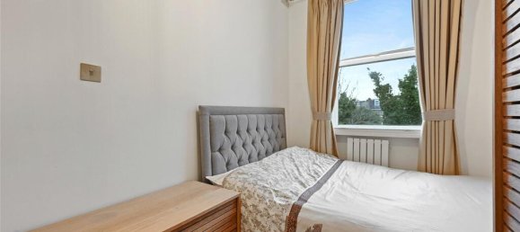 1 bedroom Apartment in London, United Kingdom No. 3704 6