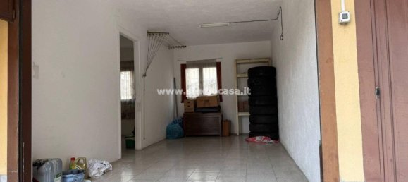 2 Schlafzimmer Wohnung in Casirate d'Adda, Italy, Nr. 283007 13