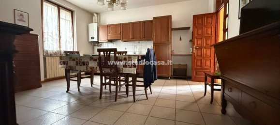 2 Schlafzimmer Wohnung in Casirate d'Adda, Italy, Nr. 283007 5