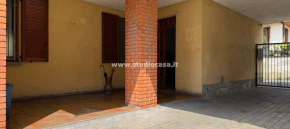 2 Schlafzimmer Wohnung in Casirate d'Adda, Italy, Nr. 283007 3