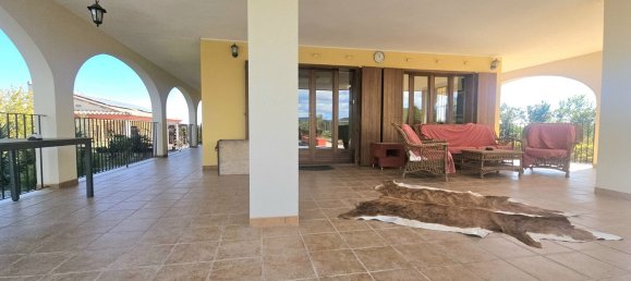 3 bedrooms Villa in Cervera Del Maestre, Spain No. 122998 5