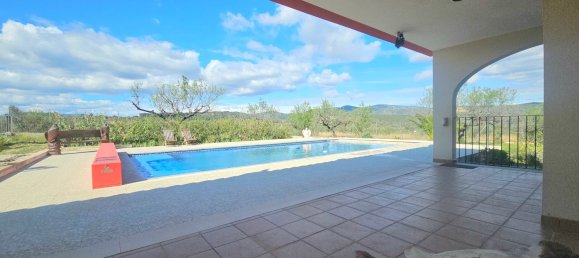 3 bedrooms Villa in Cervera Del Maestre, Spain No. 122998 16