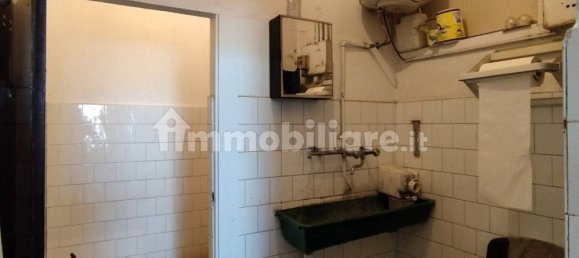 Склад с 2 комнатами в Коллеккьо, Италия № 275108 27