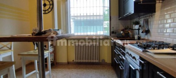 Склад с 2 комнатами в Коллеккьо, Италия № 275108 44