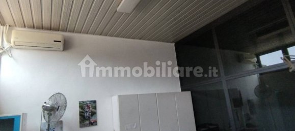 Склад с 2 комнатами в Коллеккьо, Италия № 275108 13