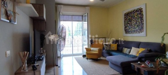 Склад с 2 комнатами в Коллеккьо, Италия № 275108 2