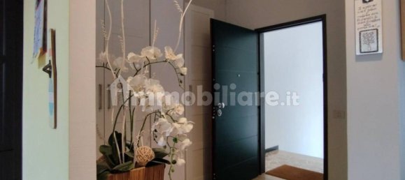 Склад с 2 комнатами в Коллеккьо, Италия № 275108 50