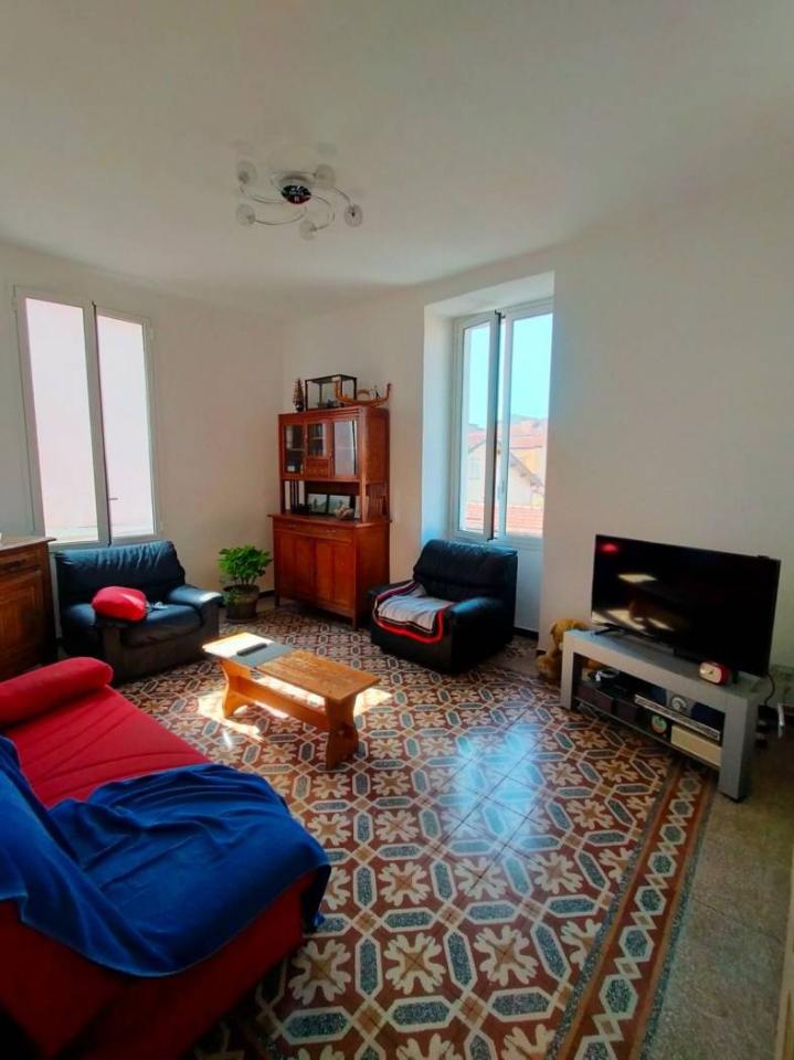 4 rooms Apartment in Ventimiglia, Italy No. 171702