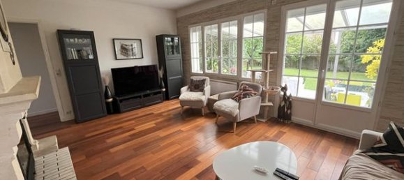 2 bedrooms House in Argenteuil, France No. 301931 8