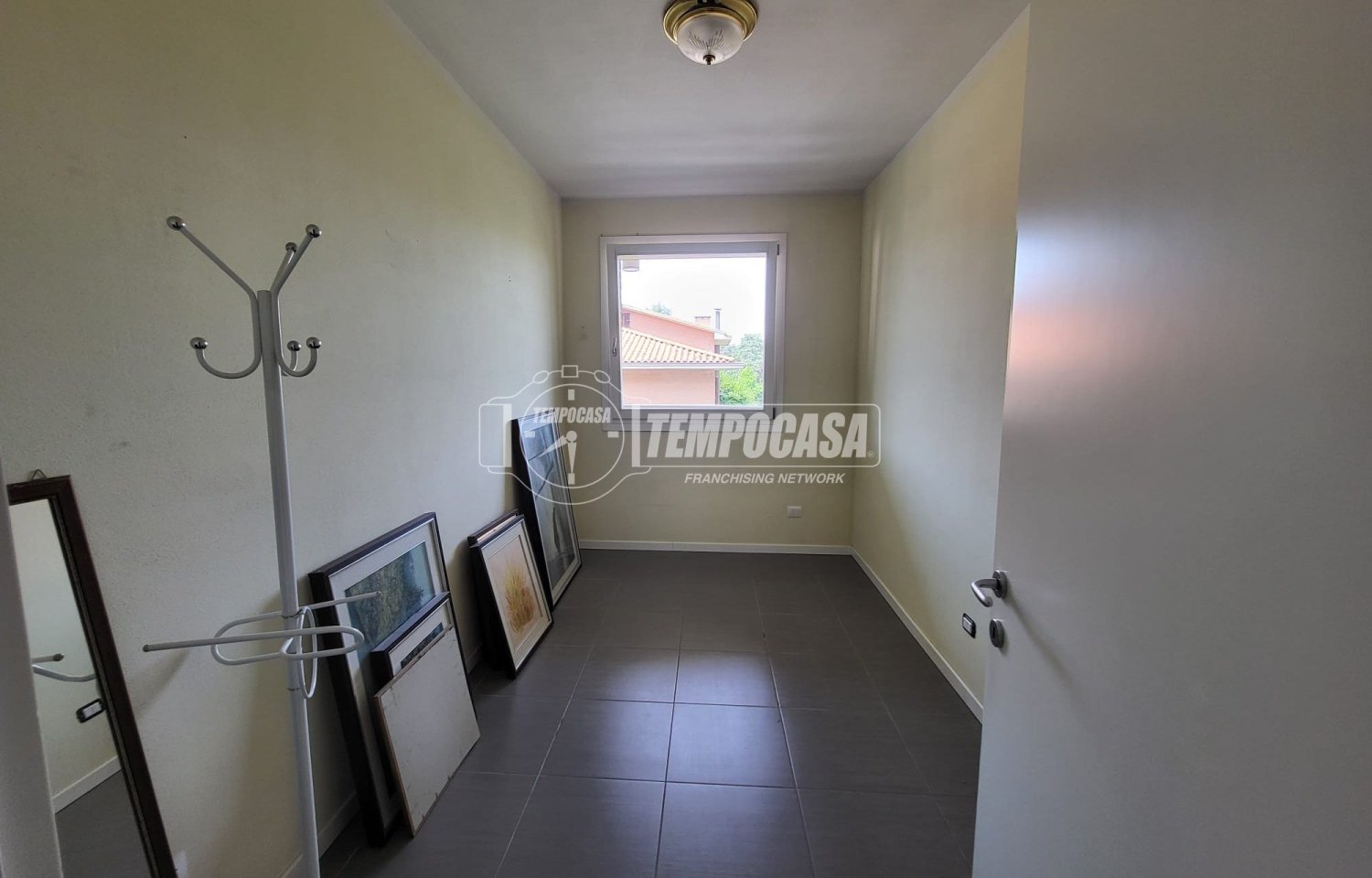 Apartamento de 2 dormitorios en Castelnuovo Rangone, Italy No. 372823