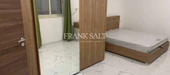 3 bedrooms Apartment in Victoria, Malta No. 6193 7