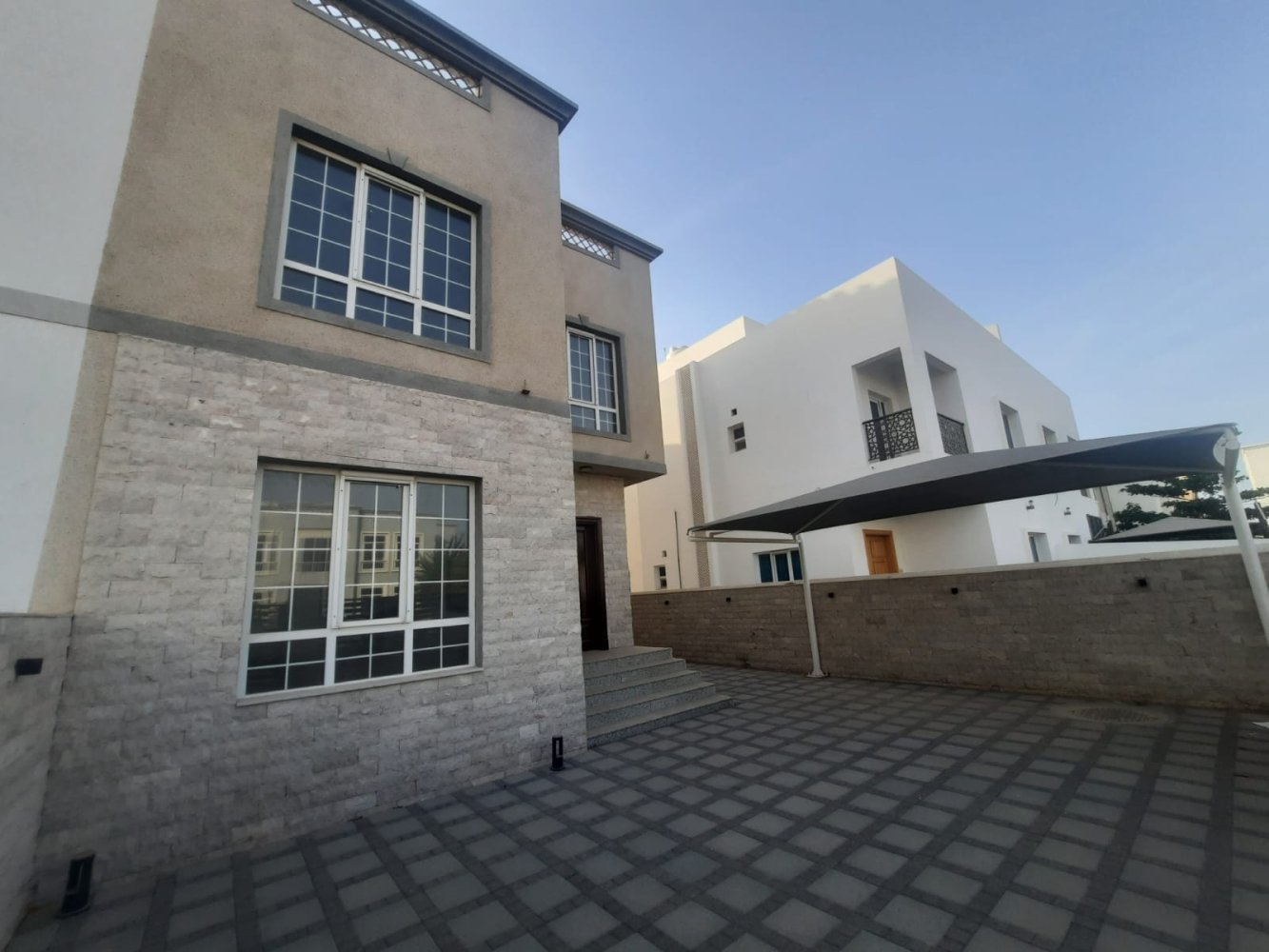 5 bedrooms Villa in Muscat, Oman No. 1332