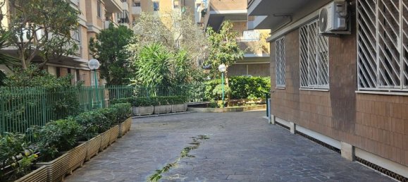 Квартира с 4 комнатами в Рим, Италия № 11175 41