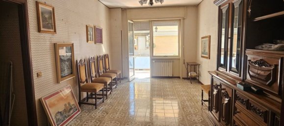 Квартира с 4 комнатами в Рим, Италия № 11175 13