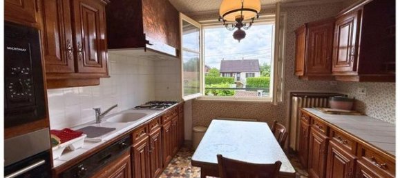 3 Schlafzimmer Haus in Yonne, France, Nr. 303751 7