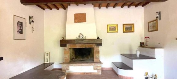 3 bedrooms House in Castelnuovo di Val di Cecina, Italy No. 127042 7