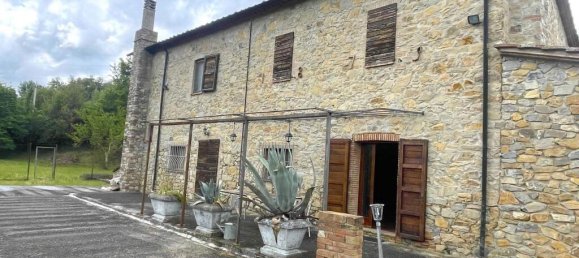 3 bedrooms House in Castelnuovo di Val di Cecina, Italy No. 127042 29
