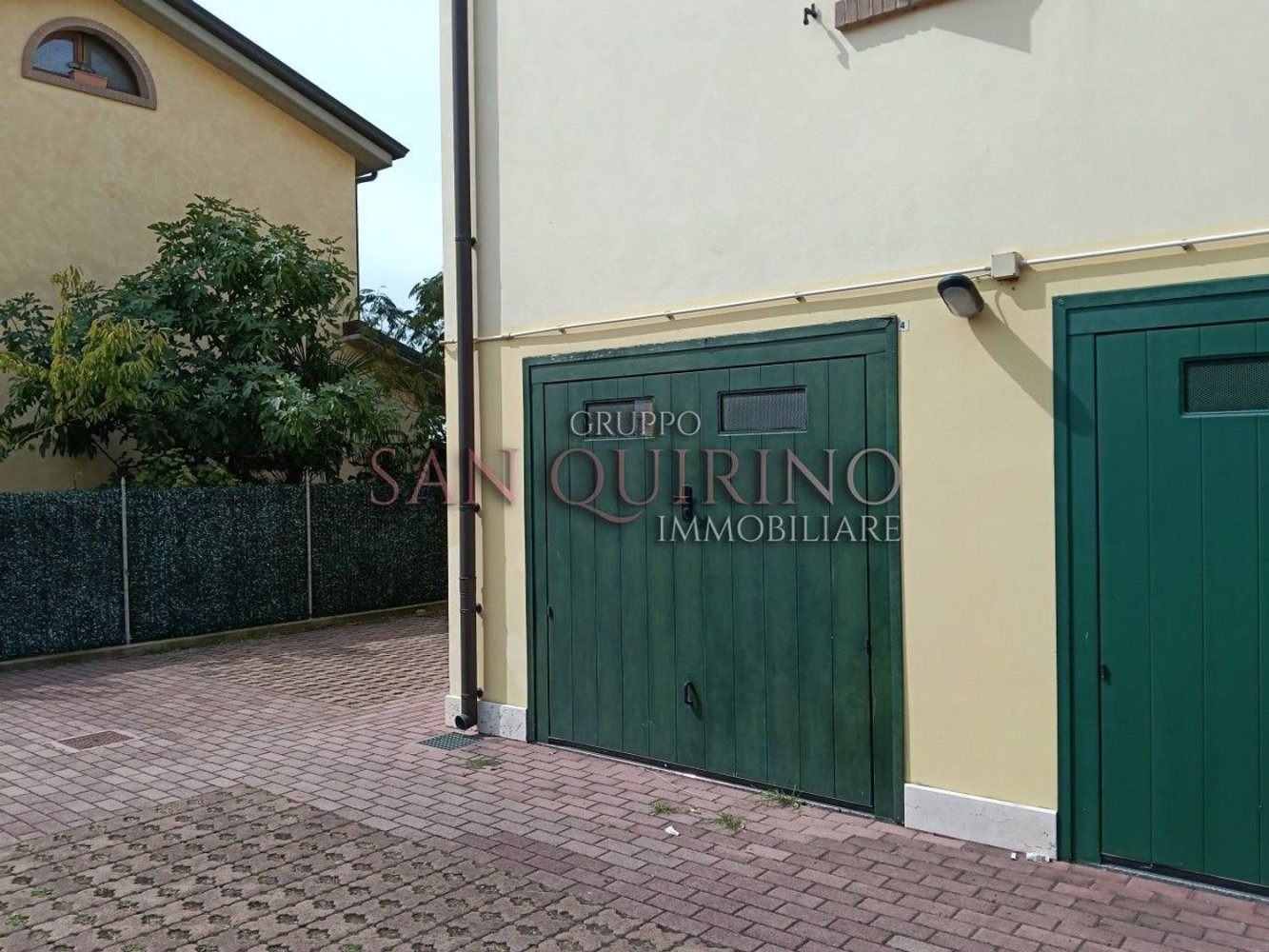 19m² Garage in Correggio, Italy No. 380226