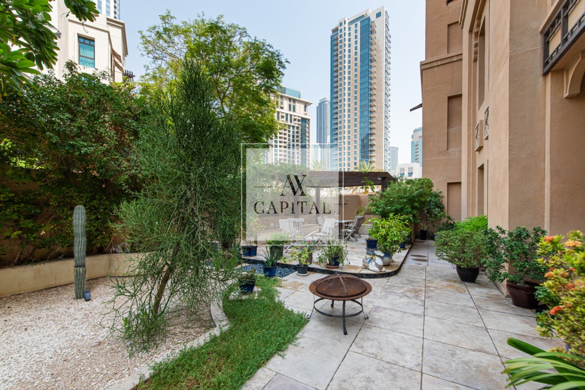 Apartamento T2 em Old Town, UAE N.º 51815