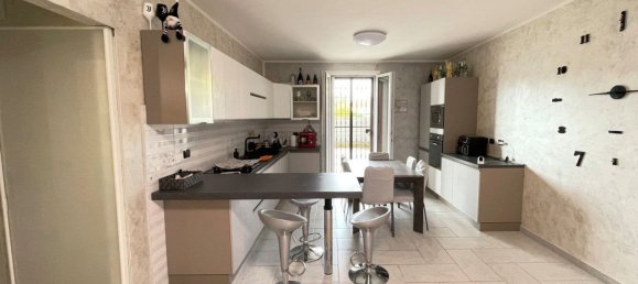 5 Schlafzimmer Haus in Suzzara, Italy, Nr. 378521 7