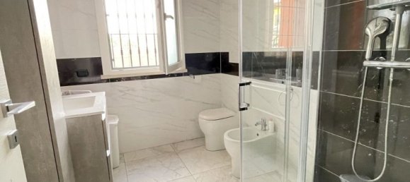 5 Schlafzimmer Haus in Suzzara, Italy, Nr. 378521 13