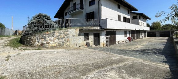 Villa de 6 dormitorios en Momo, Italy No. 377453 26