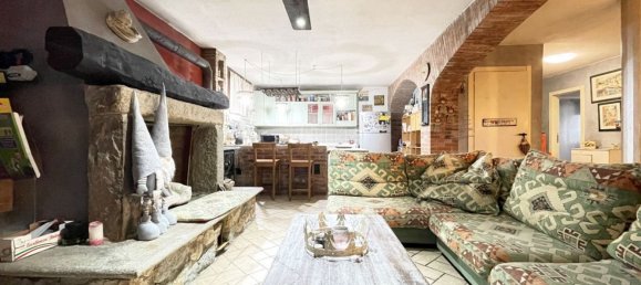 Villa de 6 dormitorios en Momo, Italy No. 377453 22