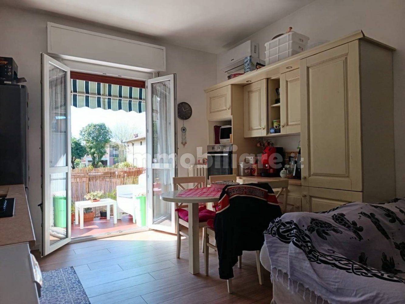 Квартира с 2 спальнями в Линароло, Италия № 341510