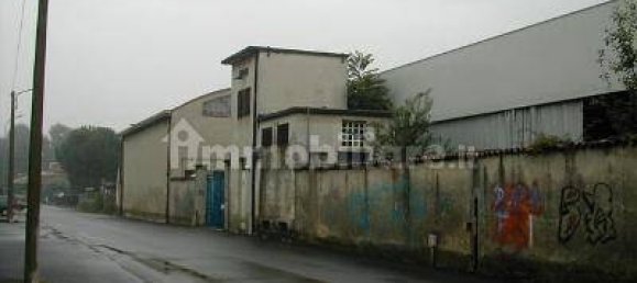 5-Zimmer Lagerhaus in Sovico, Italy, Nr. 161981 2