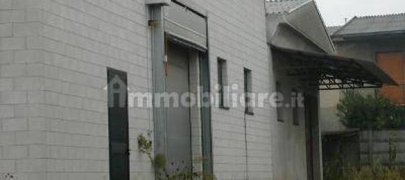 5-Zimmer Lagerhaus in Sovico, Italy, Nr. 161981 3