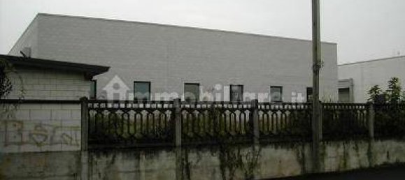 5-Zimmer Lagerhaus in Sovico, Italy, Nr. 161981 4