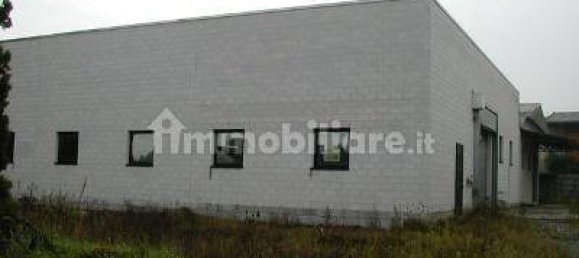 5-Zimmer Lagerhaus in Sovico, Italy, Nr. 161981 10