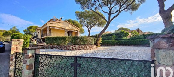7 rooms Villa in Saint-Raphael, France No. 286969 2