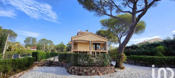 7 rooms Villa in Saint-Raphael, France No. 286969 15