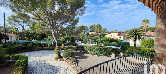 7 rooms Villa in Saint-Raphael, France No. 286969 11