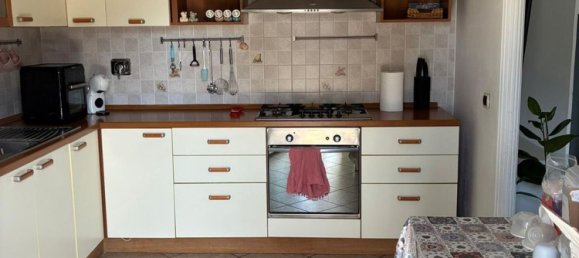 3 Schlafzimmer Wohnung in Gallicano nel Lazio, Italy, Nr. 344366 5