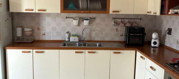 3 Schlafzimmer Wohnung in Gallicano nel Lazio, Italy, Nr. 344366 6