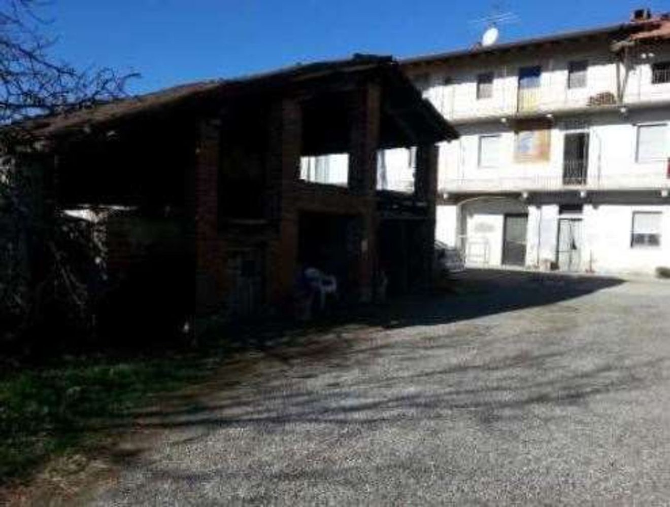 16 rooms House in Oleggio, Italy No. 143845