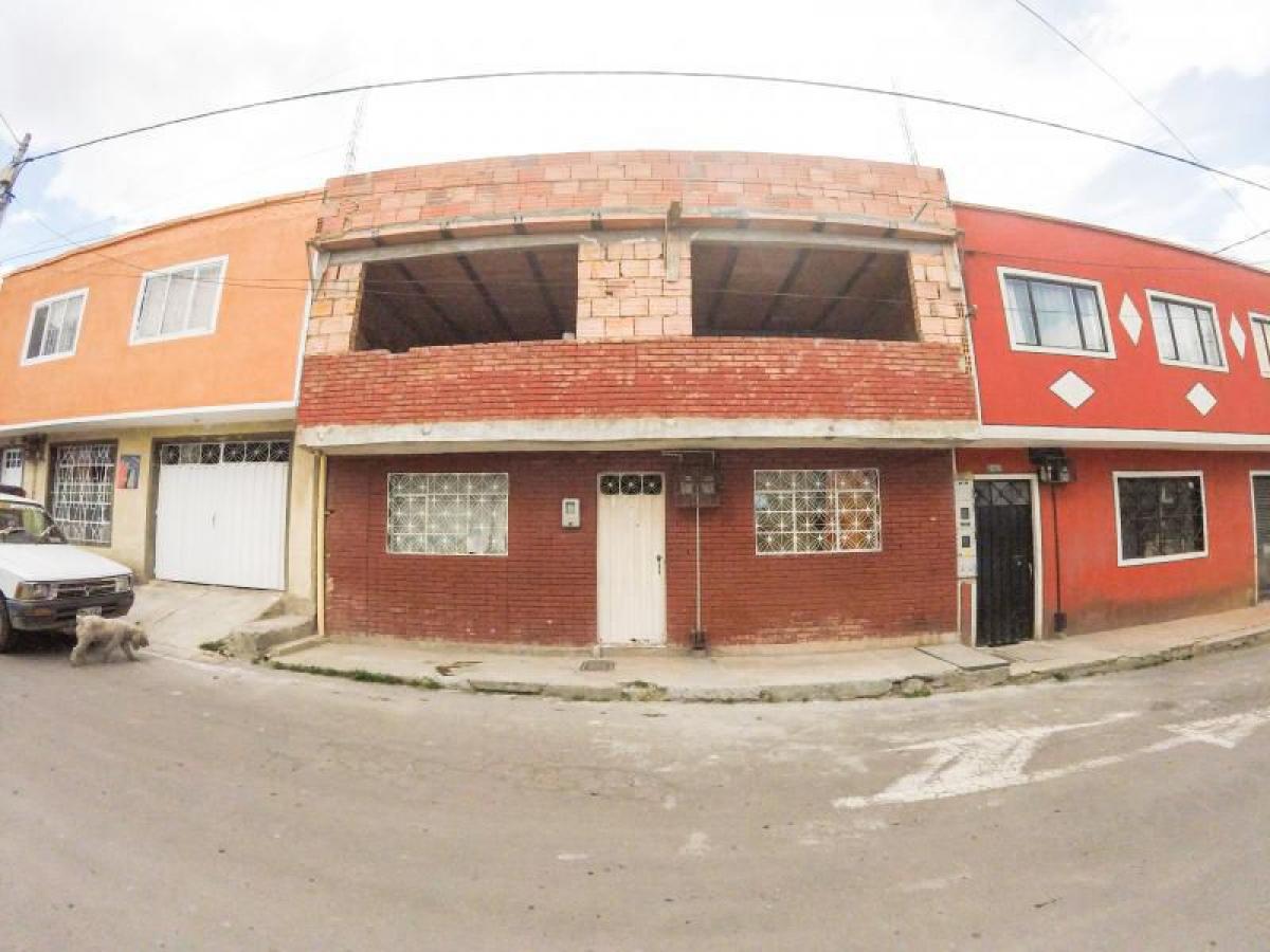 Casa T8 em Bogota, Colombia N.º 9901