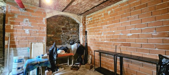 3 bedrooms House in Ovada, Italy No. 91607 25