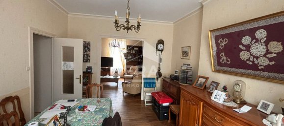 4 Schlafzimmer Stadthaus in Chateauroux, France, Nr. 75305 4