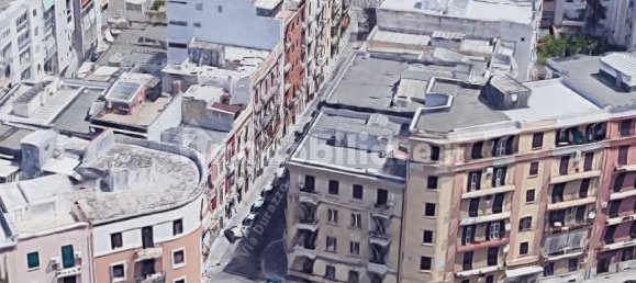 2 Schlafzimmer Wohnung in Bari, Italy, Nr. 96998 4