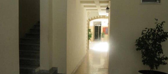 2 Schlafzimmer Wohnung in Bari, Italy, Nr. 96998 7