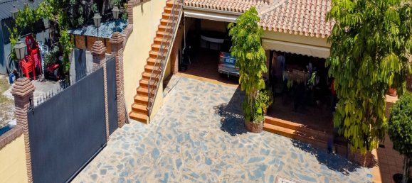 10 bedrooms House in La Quinta, Spain No. 37651 18